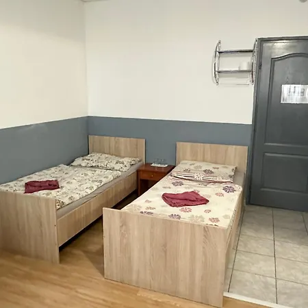 Inn Lanchid Szallo *